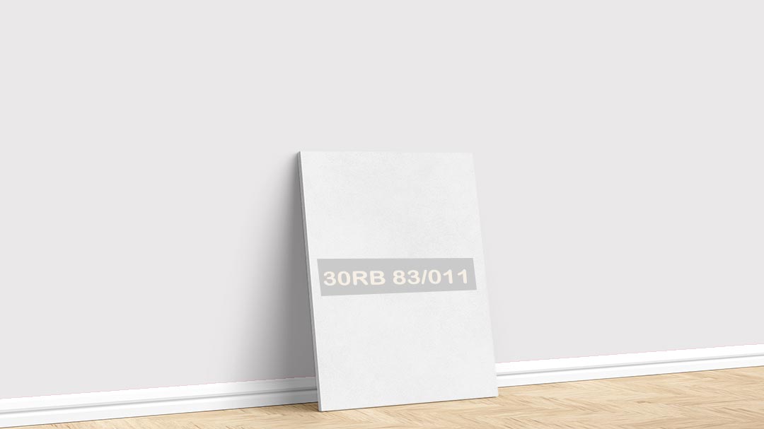 Marshall Soft Beyaz 30RB 83/011 Boya Rengi. Marshall Soft Beyaz boya rengi için kullanılan görselde, 30RB 83/011 kodlu iç cephe rengiyle boyalı bir duvar var.