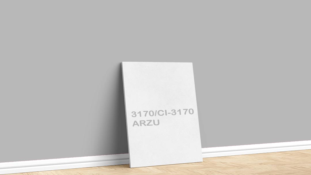 Polisan Gri 3170/CI-3170 ARZU Boya Rengi. Polisan gri boya rengi için kullanılan görselde, 3170/CI-3170 ARZU kodlu iç cephe rengiyle boyalı bir duvar var.