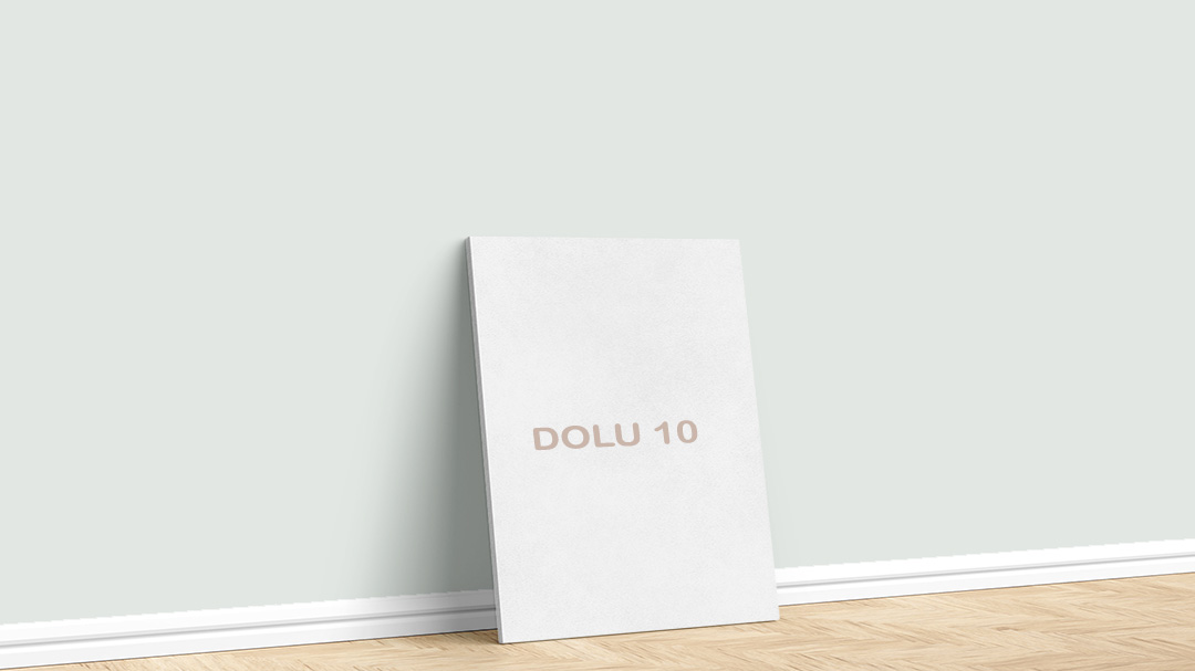 Filli Boya bej boya rengi için kullanılan görselde, Boyacıyım tarafından Dolu 10 isimli iç cephe duvar boyasıyla boyanmış bir duvar var.