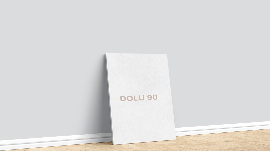 Filli Boya Dolu 90 Boya Rengi. Filli Boya bej boya rengi için kullanılan görselde, Boyacıyım tarafından Dolu 90 isimli iç cephe duvar boyasıyla boyanmış bir duvar var.