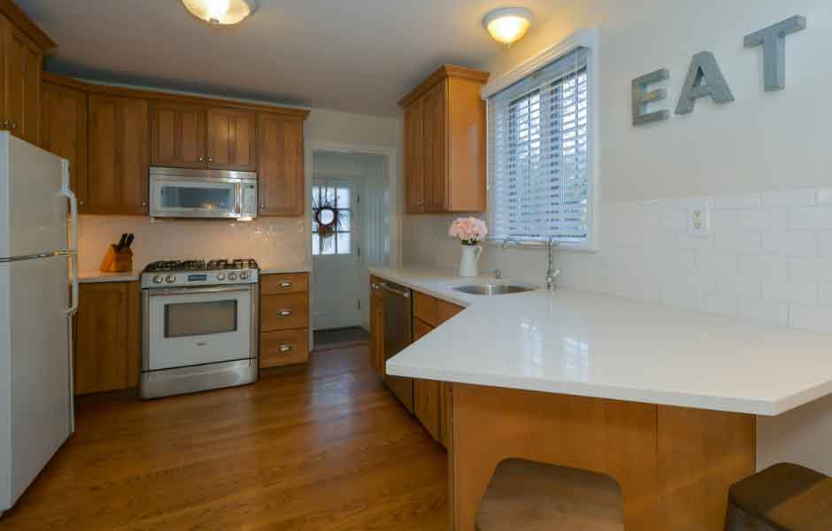 Mutfak Dolabı Renkleri - Açık Ahşap Tonlu Mutfak.