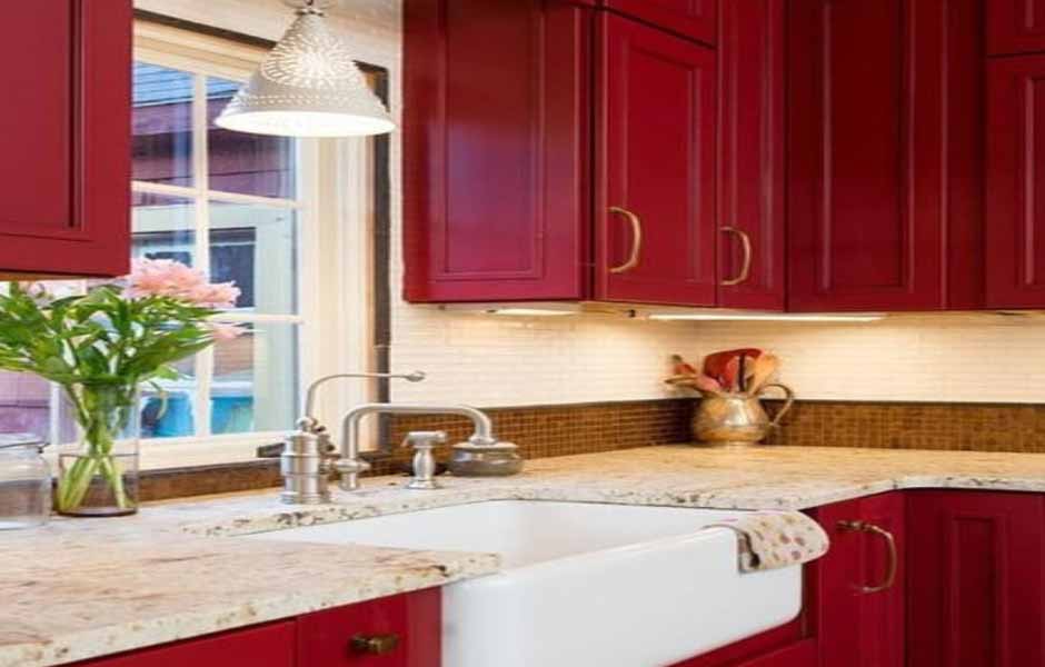 Kırmızı Mutfak Dolabı Renkleri.