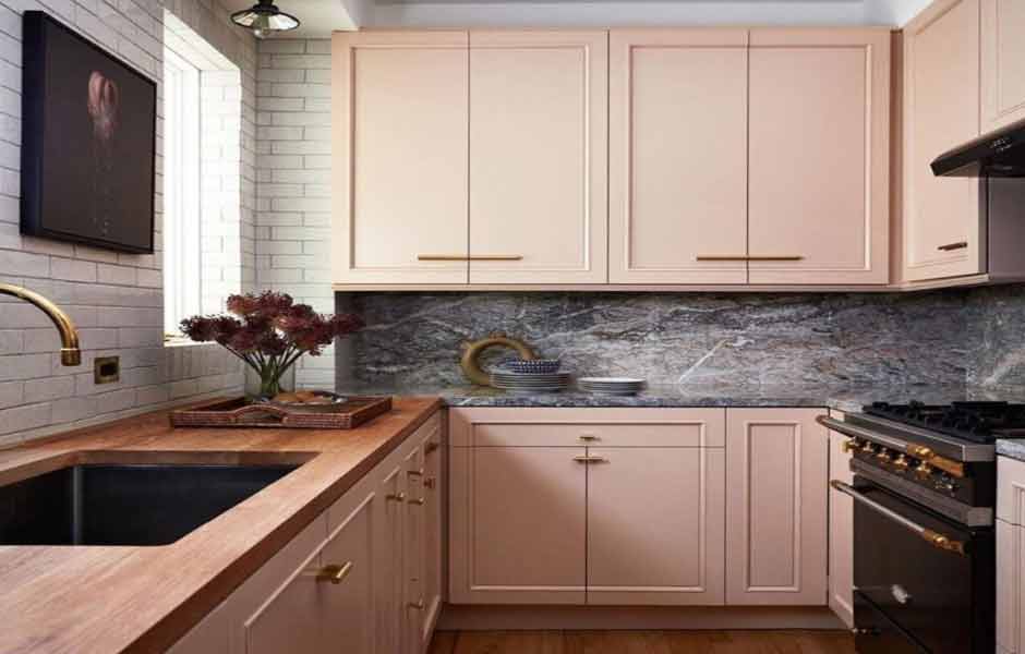 Parlak Pembe Mutfak Dolabı Renkleri.