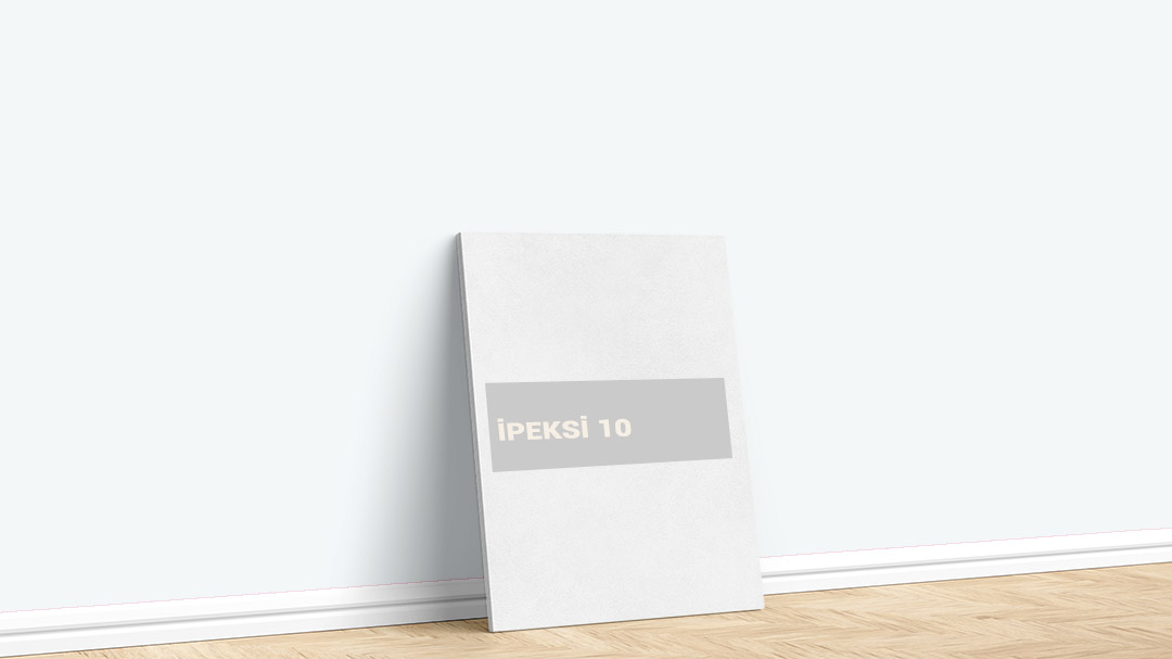 Görselde, İstanbul boyacı ustası Boyacıyım tarafından Filli Boya İpeksi 10 isimli beyaz iç cephe boya rengi ile boyanmış bir duvar var.