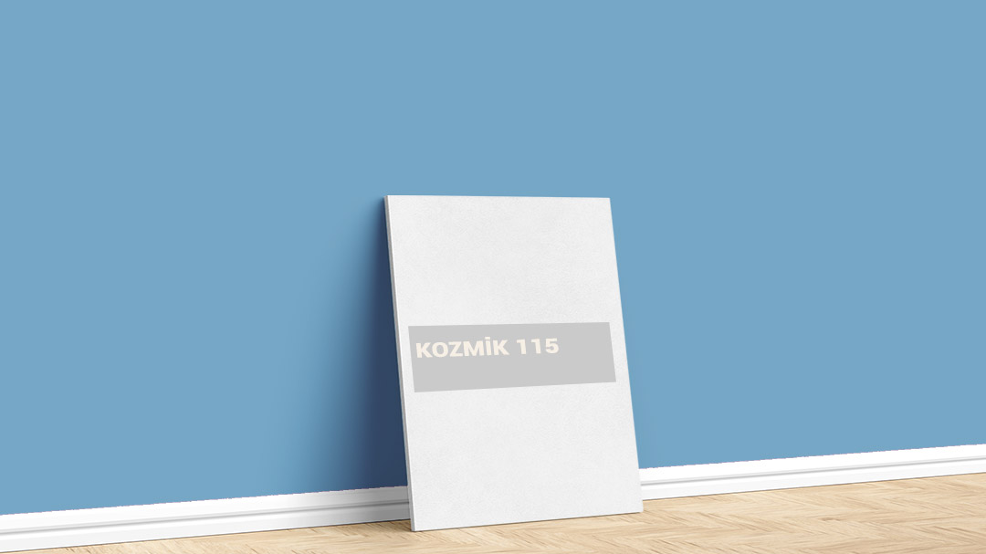 Filli Boya Mavi Kozmik 115 Boya Rengi. Görselde, Filli Boya mavi Kozmik 115 isimli iç cephe rengiyle boyalı bir duvar var.