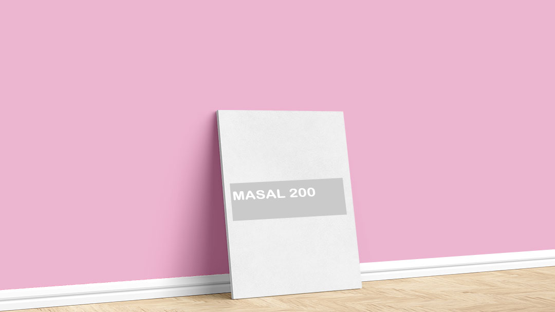 Filli Boya Masal 200 Pembe Boya Rengi. Görselde, Filli Boya pembe iç cephe renk kartelasında bulunan Masal 200 isimli boya rengi ile boyadığımız bir duvar var.