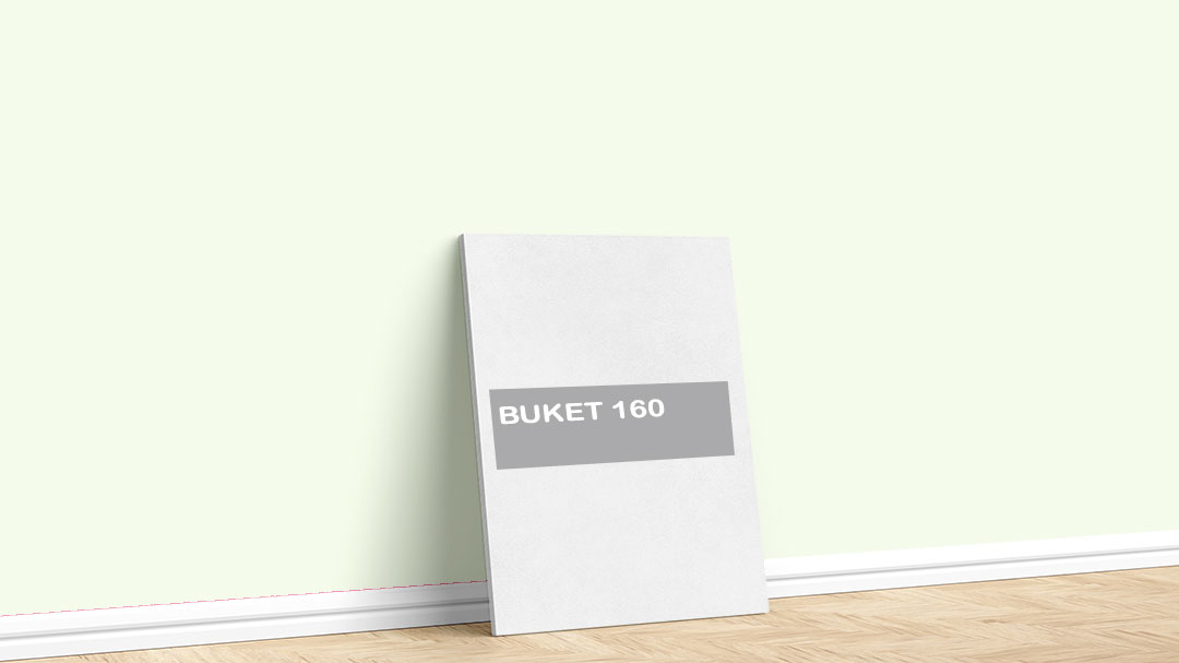 Görselde, Filli Boya yeşil iç cephe renk kartelasında bulunan Buket 160 isimli boya ile boyadığımız bir duvar var.